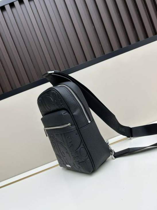 Picture of Dior Mens Bags _SKUfw239336407fw